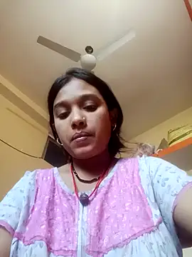 Snapshot of Surajpuja79 chatting on 04-04-26, 06:22 Surajpuja79 online show from 04-04-26, 06:22