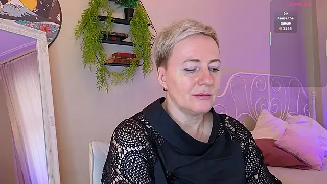 Nika Smit online show from 03-13-26, 08:21