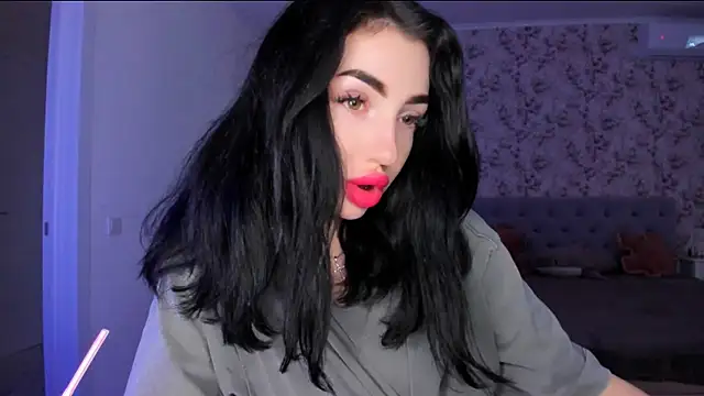 NancyLovee  online show from 07-06-26, 04:53