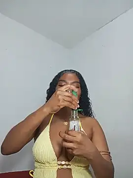 gianna smith online show from 06-06-26, 01:32