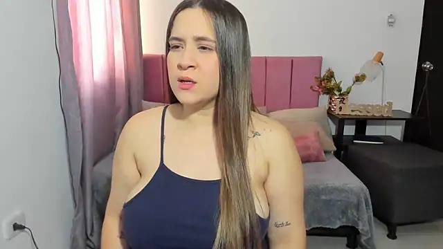 EmmyGray online show from 11-29-25, 07:28