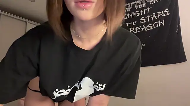 ur molly online show from 04-06-26, 12:28