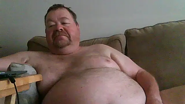 Snapshot of hitman_35 chatting on 07-08-26, 03:27 hitman 35 online show from 07-08-26, 03:27