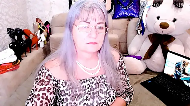 Snapshot of SiberiabBerry chatting on 02-06-26, 10:13 SiberiabBerry online show from 02-06-26, 10:13