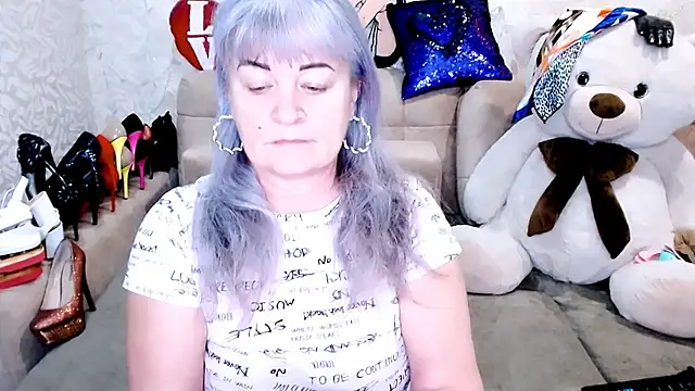 Snapshot of SiberiabBerry chatting on 02-12-26, 06:41 SiberiabBerry online show from 02-12-26, 06:41