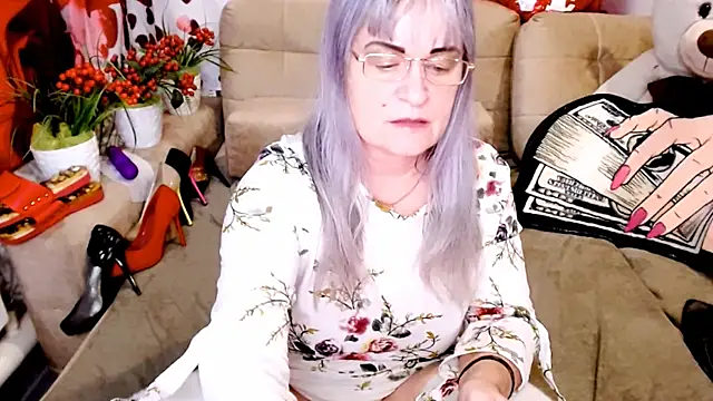 Snapshot of SiberiabBerry chatting on 03-15-26, 01:44 SiberiabBerry online show from 03-15-26, 01:44