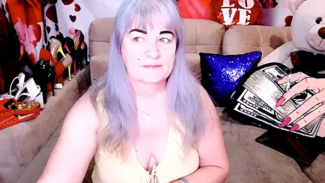 Snapshot of SiberiabBerry chatting on 03-31-26, 03:52 SiberiabBerry online show from 03-31-26, 03:52