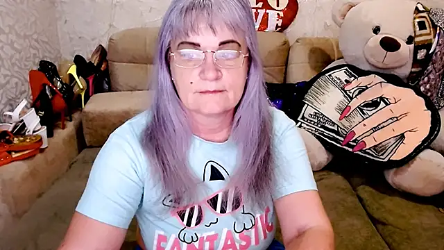 Snapshot of SiberiabBerry chatting on 04-12-26, 12:37 SiberiabBerry online show from 04-12-26, 12:37