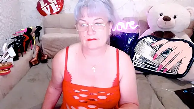 SiberiabBerry online show from 05-18-26, 04:07
