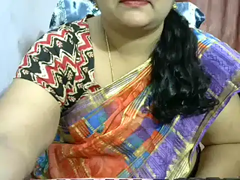 Snapshot of Naughty_Nityaa chatting on 01-23-25, 07:22 Naughty Nityaa online show from 01-23-25, 07:22