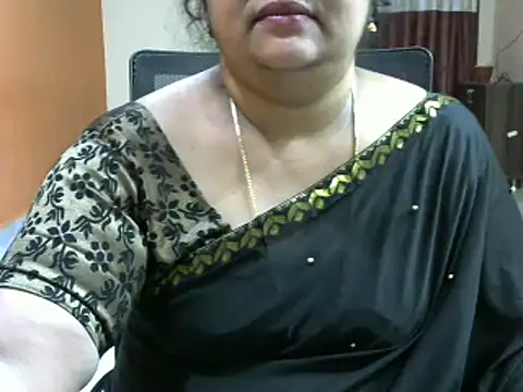 Snapshot of Naughty_Nityaa chatting on 02-09-25, 10:43 Naughty Nityaa online show from 02-09-25, 10:43