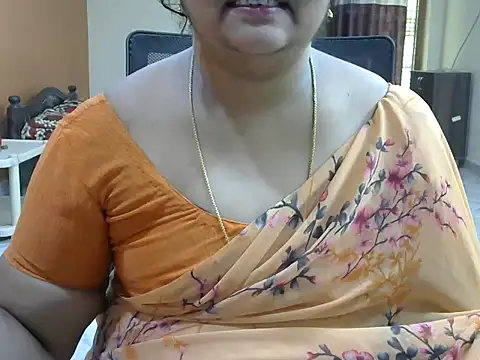 Snapshot of Naughty_Nityaa chatting on 02-19-25, 06:55 Naughty Nityaa online show from 02-19-25, 06:55