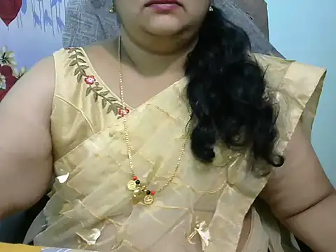 Snapshot of Naughty_Nityaa chatting on 03-07-25, 07:49 Naughty Nityaa online show from 03-07-25, 07:49