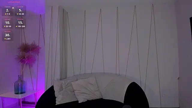 Snapshot of ValeriaRoldanX chatting on 05-25-26, 11:38 ValeriaRoldanX online show from 05-25-26, 11:38