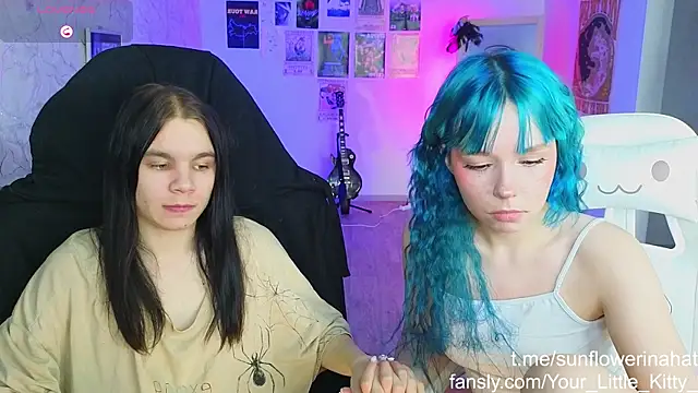 Snapshot of 812sunflowerinahat chatting on 02-28-25, 08:20 812sunflowerinahat online show from 02-28-25, 08:20