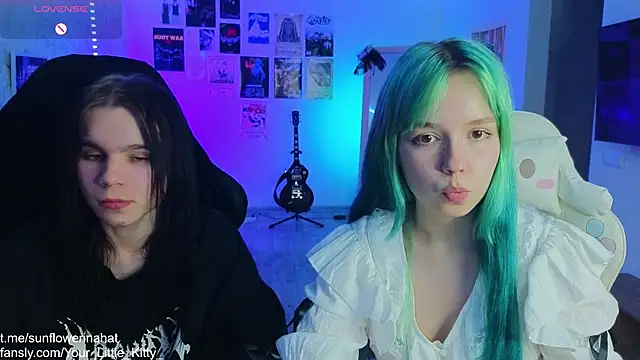 Snapshot of 812sunflowerinahat chatting on 03-21-25, 04:29 812sunflowerinahat online show from 03-21-25, 04:29