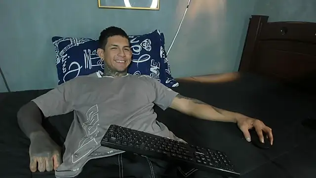 Travistanner 28 online show from 02-23-26, 02:58