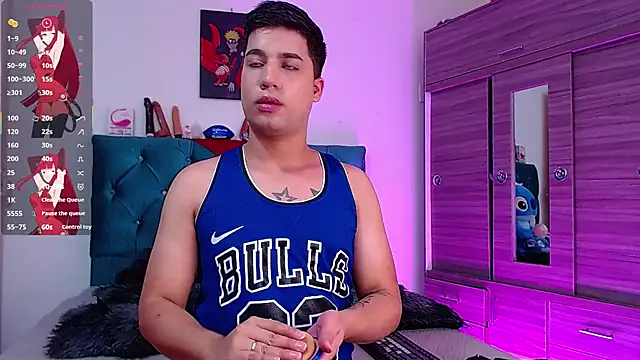 Snapshot of Randy_horny chatting on 02-21-26, 06:31 Randy horny online show from 02-21-26, 06:31