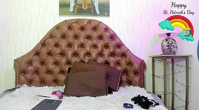 Snapshot of charlotte_ebony chatting on 03-17-25, 11:11 charlotte ebony online show from 03-17-25, 11:11