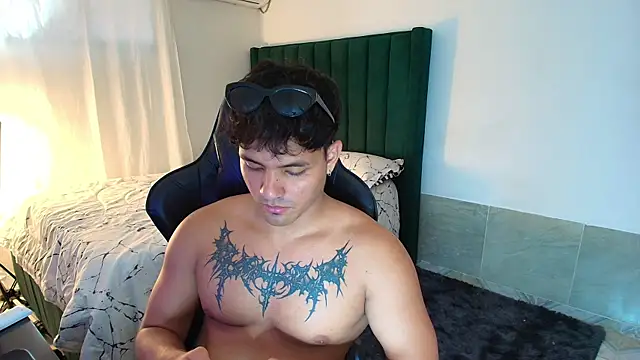 Snapshot of man_dur07 chatting on 01-10-26, 07:59 man dur07 online show from 01-10-26, 07:59