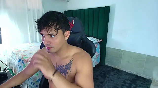 Snapshot of man_dur07 chatting on 02-24-26, 09:24 man dur07 online show from 02-24-26, 09:24