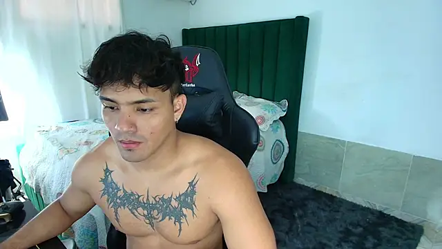 Snapshot of man_dur07 chatting on 03-13-26, 09:21 man dur07 online show from 03-13-26, 09:21