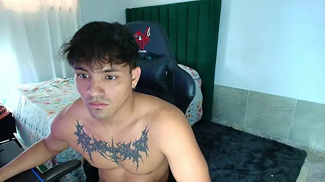 Snapshot of man_dur07 chatting on 04-14-26, 09:54 man dur07 online show from 04-14-26, 09:54