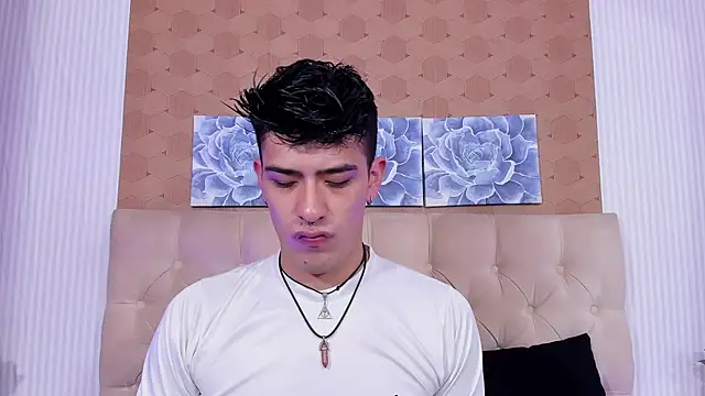 Ryan Clark  online show from 12-27-24, 07:57