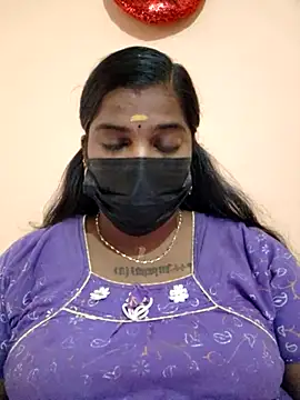 Snapshot of sulekha-mallu chatting on 12-20-25, 02:13 sulekha-mallu online show from 12-20-25, 02:13