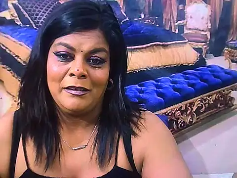 Snapshot of indianCherryPie chatting on 06-05-26, 05:47 indianCherryPie online show from 06-05-26, 05:47