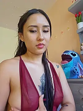 Snapshot of Selena_blake chatting on 02-26-26, 08:41 Selena blake online show from 02-26-26, 08:41