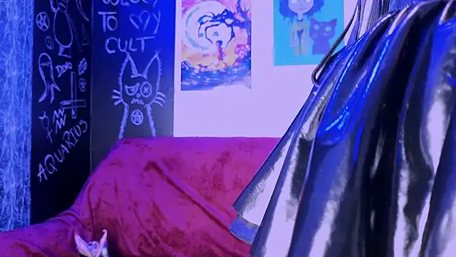 amaracooper  online show from 04-17-26, 10:18