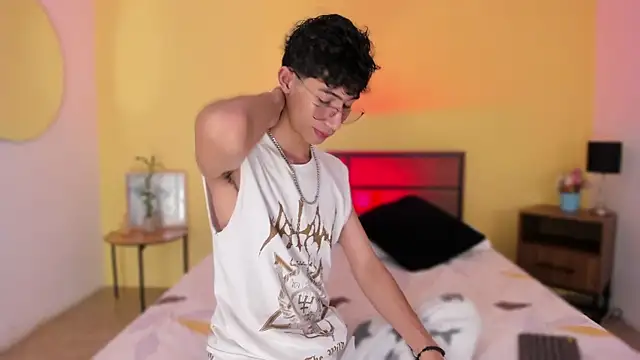 Snapshot of novaybrian chatting on 12-05-24, 03:37 novaybrian online show from 12-05-24, 03:37