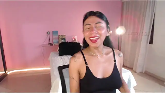 Snapshot of selene_gils chatting on 06-10-26, 06:51 selene gils online show from 06-10-26, 06:51