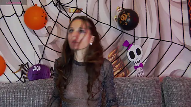 hailey peach online show from 10-29-25, 05:58