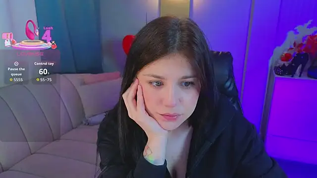 Jenna Adams  online show from 04-04-26, 12:53