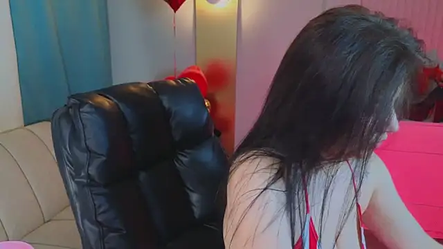 Jenna Adams  online show from 04-11-26, 07:45