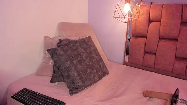 kristakinnky online show from 02-21-26, 11:44