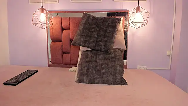 kristakinnky online show from 03-09-26, 11:47