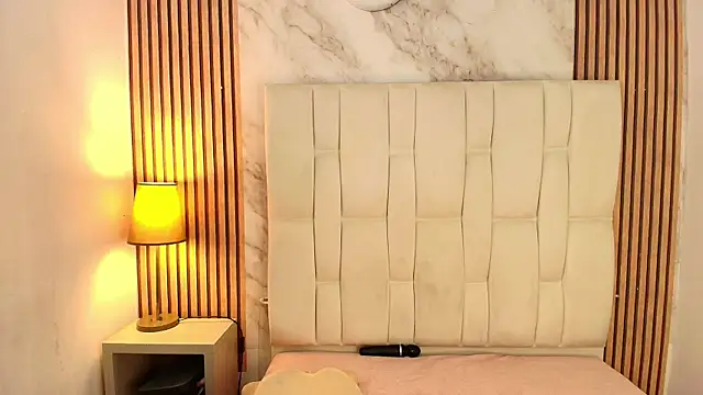 Emily Trujillo online show from 01-10-26, 07:04