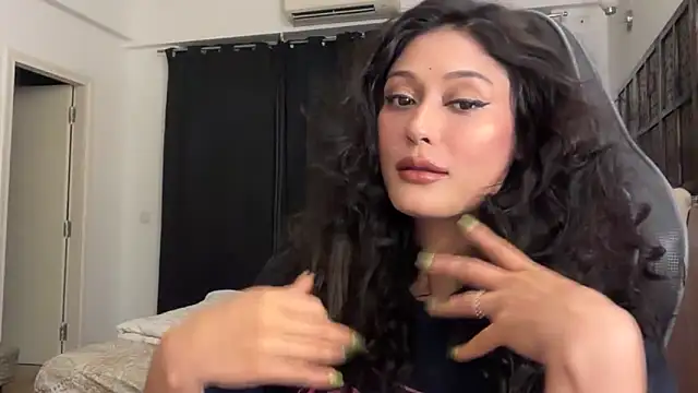 Snapshot of GoddessAnna chatting on 03-10-26, 05:29 GoddessAnna online show from 03-10-26, 05:29