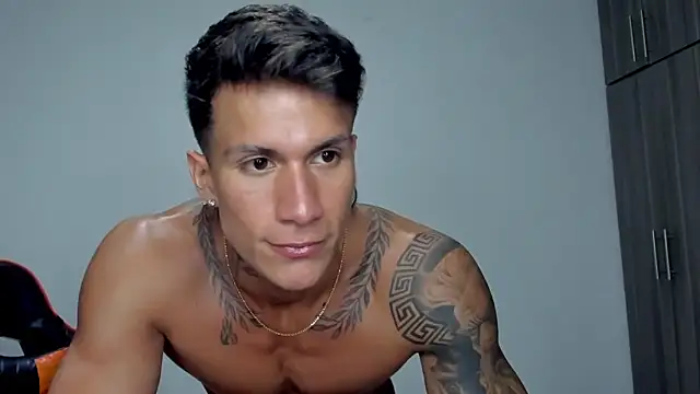 Snapshot of pettergrey1 chatting on 02-02-26, 11:36 pettergrey1 online show from 02-02-26, 11:36