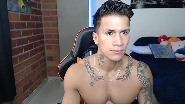 pettergrey1 online show from 07-22-26, 12:41