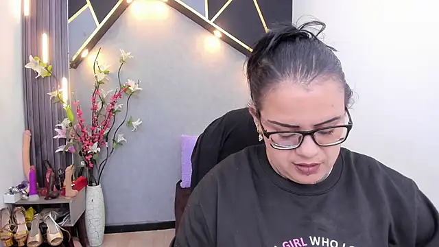 Snapshot of brigittemiller chatting on 04-30-26, 01:56 brigittemiller online show from 04-30-26, 01:56