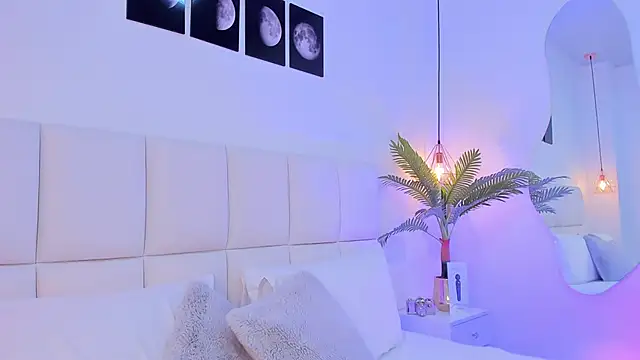 zoe rivers online show from 09-20-25, 01:28