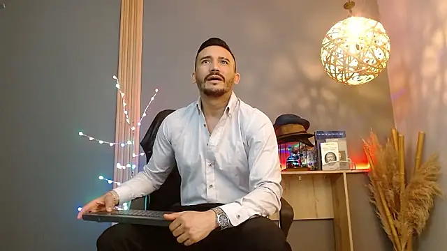 Reiko 85  online show from 03-13-26, 02:45