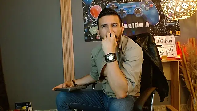 Reiko 85  online show from 04-11-26, 07:18