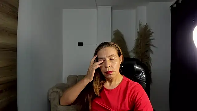 Milf karlye online show from 04-11-26, 03:22