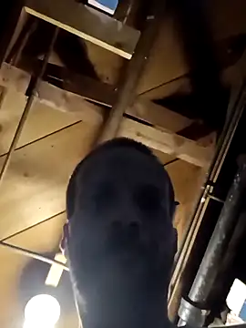 Snapshot of Whipit323 chatting on 04-03-26, 04:32 Whipit323 online show from 04-03-26, 04:32