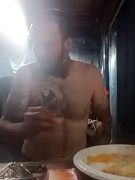 Snapshot of Whipit323 chatting on 04-03-26, 09:35 Whipit323 online show from 04-03-26, 09:35